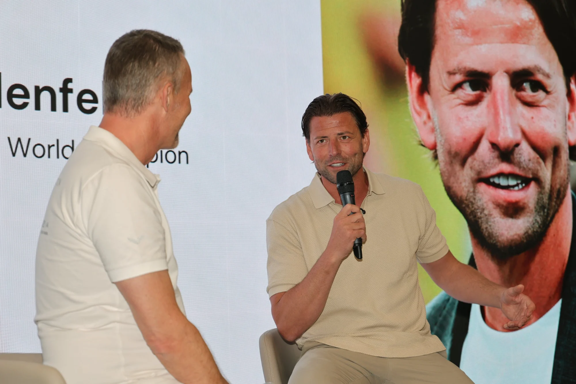 Roman Weidenfeller im Gespräch im Estadi Mallorca Son Moix